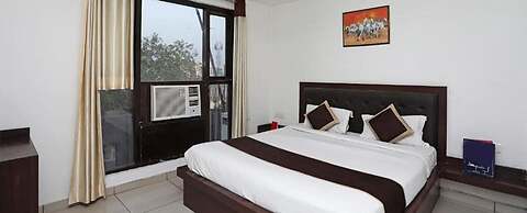 Fabhotel Taj Castle