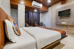 Fabexpress Yatri Inn