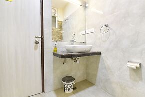 Fabhotel Golden Palms