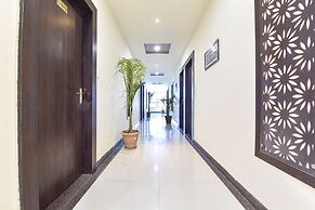 Fabhotel Golden Palms