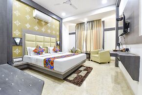 Fabhotel Golden Palms