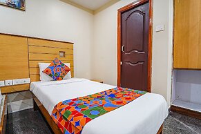 Fabhotel Slv Grand