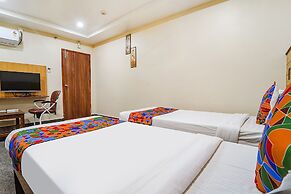 Fabhotel Slv Grand