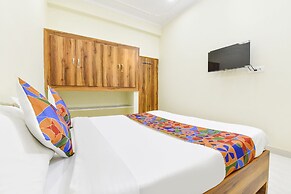 Fabhotel Living
