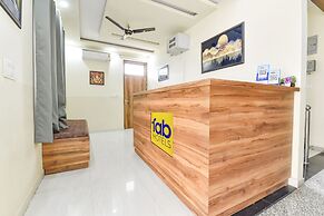 Fabhotel Living
