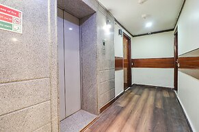 Fabhotel Dwarka Suites