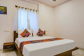 Fabhotel Spot Light