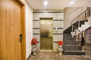 Fabhotel Royal Residency I
