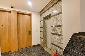 Fabhotel Royal Residency I