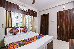 Fabhotel White House I