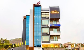 Fabhotel Prime Opulence
