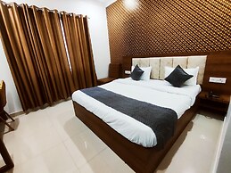 Hotel JVS Palace
