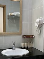 Golden Rose Hotel Con Dao