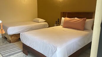 Hotel Guitarra Inn