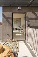 Topos Suites