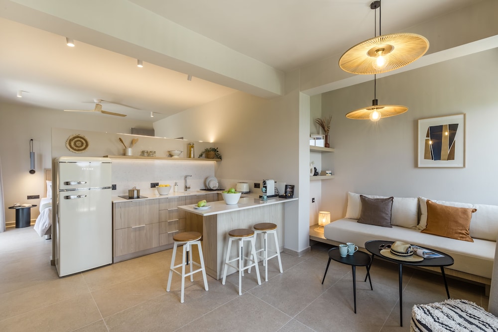 Topos Suites