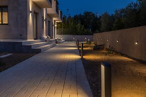 Topos Suites