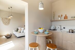 Topos Suites