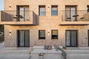 Topos Suites