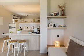 Topos Suites