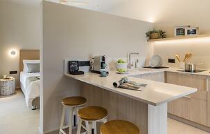 Topos Suites