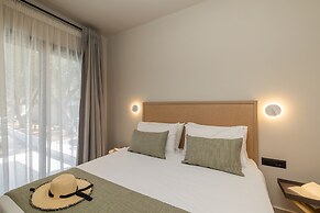 Topos Suites