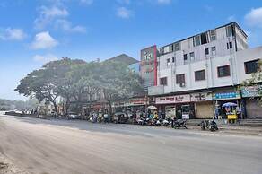 HOTEL VIRAJ