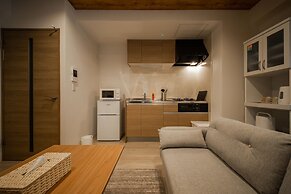 Astoria105