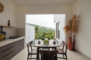 Abinawa Hill Villa