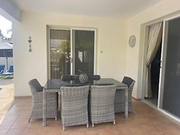 Stunning 3-bed Villa in Peyia
