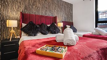 Oceanic Bliss Sleeps 7 With Netflix