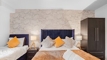 Oceanic Bliss Sleeps 7 With Netflix