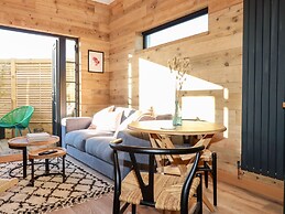 Little Beach Cabin