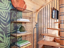 Little Beach Cabin