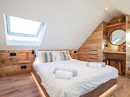 Little Beach Cabin