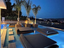 5-bedroom Superior Villa, Sea View & Swimming Pool