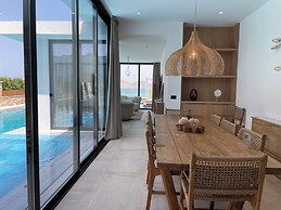 5-bedroom Superior Villa, Sea View & Swimming Pool