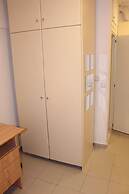 Studio Sleeps 2 With Free Parking