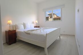 Destination Jelly Playa Coral Condo