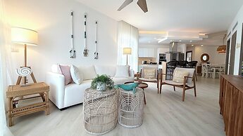 Destination Jelly Playa Coral Condo