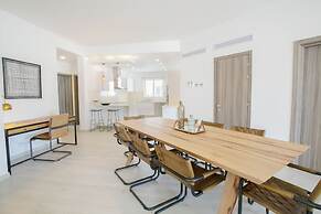 Destination Jelly Playa Coral Condo