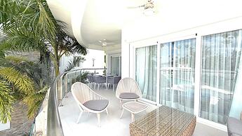 Destination Jelly Playa Coral Condo