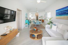 Destination Jelly Playa Coral Condo