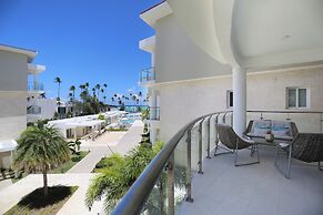 Destination Jelly Playa Coral Condo