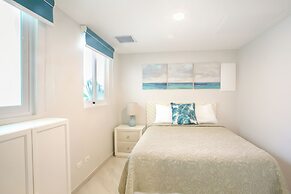 Destination Jelly Playa Coral Condo