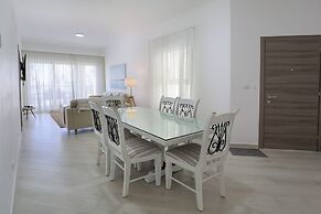 Destination Jelly Playa Coral Condo