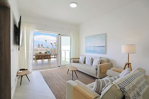 Destination Jelly Playa Coral Condo
