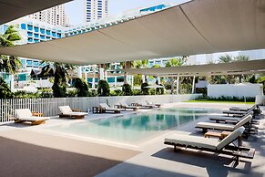 Elite 2BR at La Vie with sea view