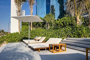 Elite 2BR at La Vie with sea view