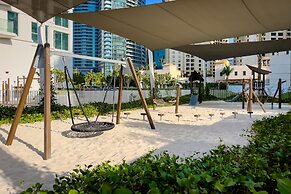 Elite 2BR at La Vie with sea view